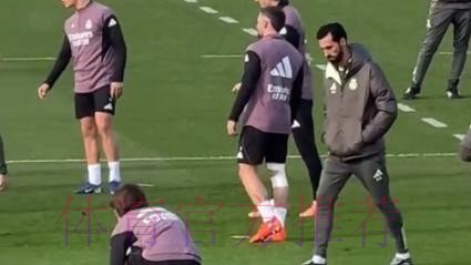 塞巴略斯遭阿韦洛亚弃用 首堂训练课就被怒斥 塞巴略斯遭阿韦洛亚弃用 首堂训练课就被怒斥